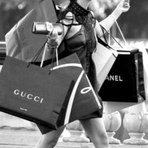 Meet your Posher, Libby